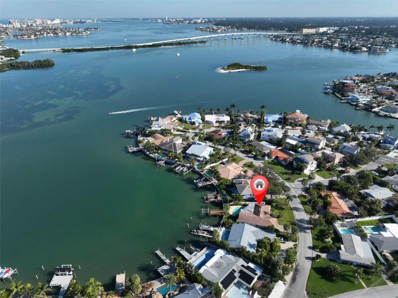 3 bedroom Single Family Residence at 410 Harbor Drive, Indian Beach Re-Revised 20th Add, Indian Rocks Beach — photo 4