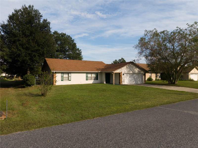 3 bedroom Single Family Residence at 13718 SW 40th Circle, Marion Oaks Un 01, Ocala — photo 5