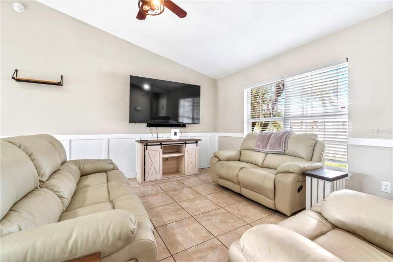 3 bedroom Single Family Residence at 6 Almond Course, Silver Spgs Shores Un 22, Ocala — photo 4