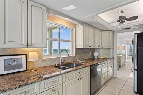 633 Alhambra Road #508, Venice FL - photo 11 of 35