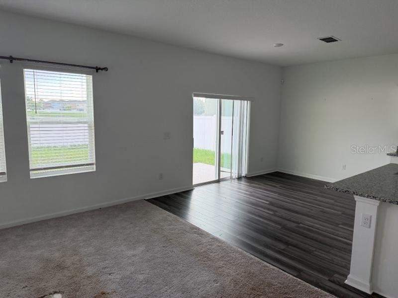3 bedroom Single Family Residence at 968 Kelly Fern Loop, South Haven, Ruskin — photo 2