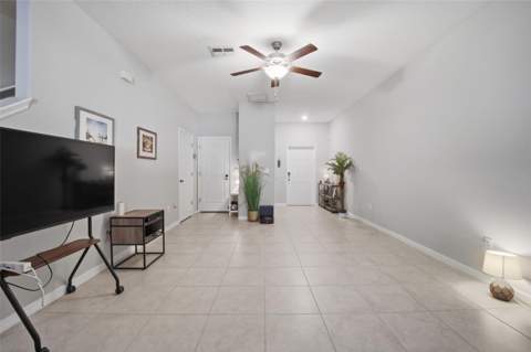 4459 Globe Thistle Drive, Tampa FL - photo 18 of 56