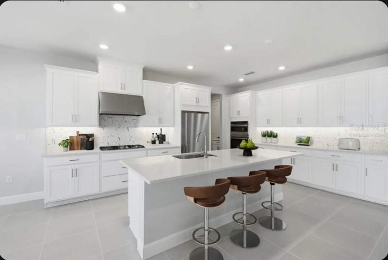 5 bedroom Single Family Residence at 15993 Honey Harvest Street, Harvest At Ovation, Winter Garden — photo 2