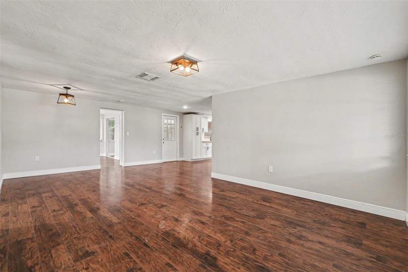 3 bedroom Single Family Residence at 6244 6th Avenue, Holiday Gardens Estates, New Port Richey — photo 4