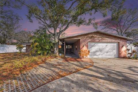 5967 102nd Avenue, Pinellas Park FL - photo 7 of 37
