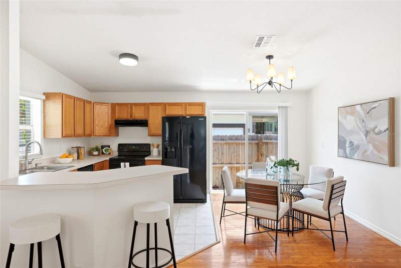 3 bedroom Single Family Residence at 608 9TH AVENUE, SAFFORDS ADD REV, ST PETERSBURG — photo 5