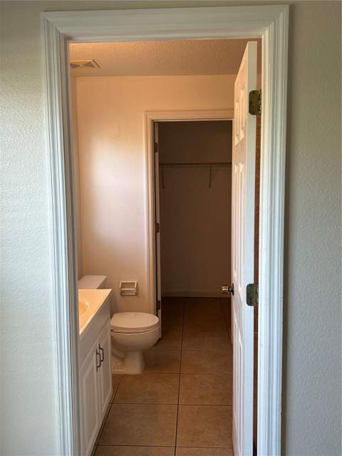 3072 Shingle Creek Court, Kissimmee FL - photo 9 of 26