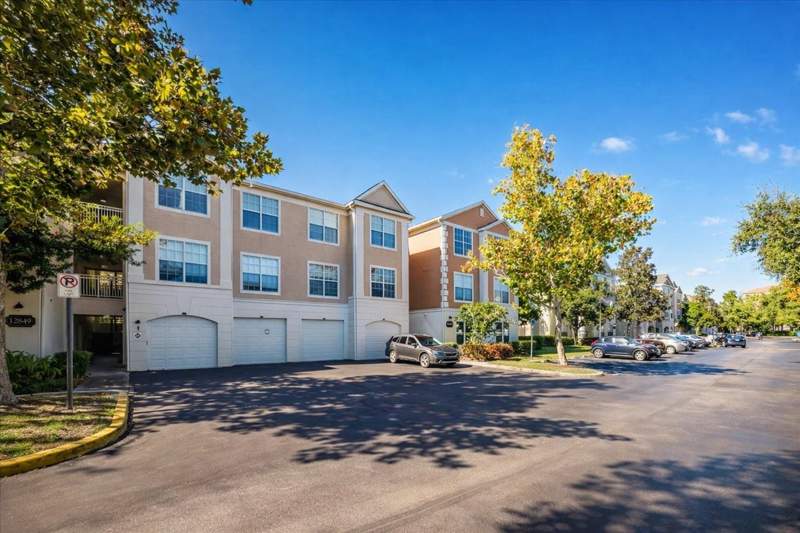 12849 MADISON POINTE CIRCLE #307 home for sale in Discovery Palms