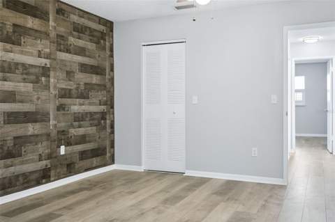 5501 80th Street #402, St Petersburg FL - photo 17 of 27