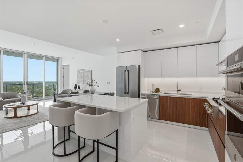 2 bedroom Condominium at 400 Central Avenue #2008, 400 Central, St Petersburg — photo 4