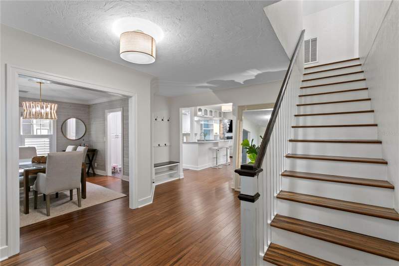 5 bedroom Single Family Residence at 416 19th Avenue, Snell & Hamletts North Shore Add, St Petersburg — photo 2