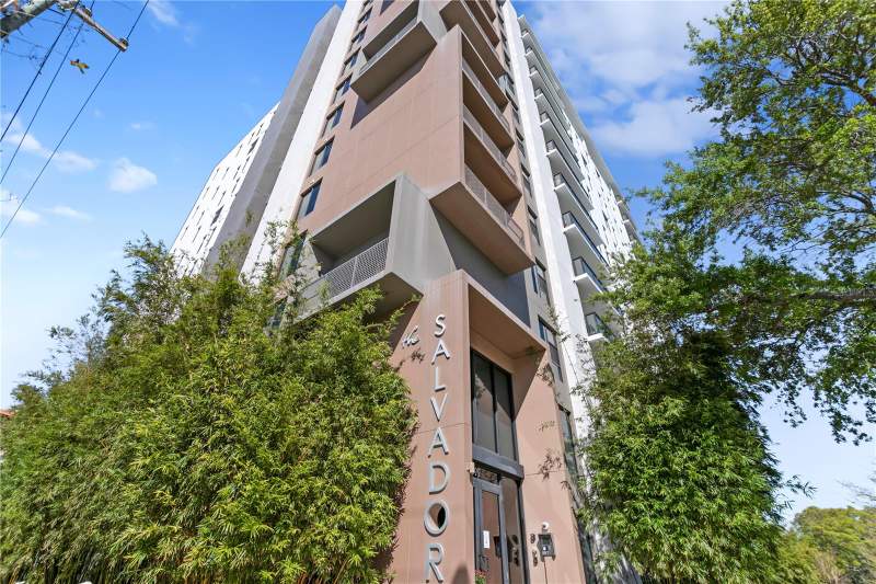 Salvador The Condo