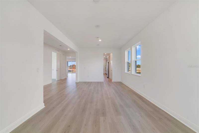 4 bedroom Single Family Residence at 447 VENETO CIRCLE, VINTNER RESERVE, CLERMONT — photo 5