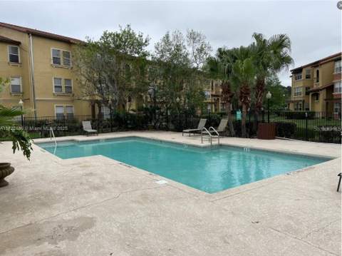 5160 Conroy Road #14, Orlando FL - photo 20 of 21