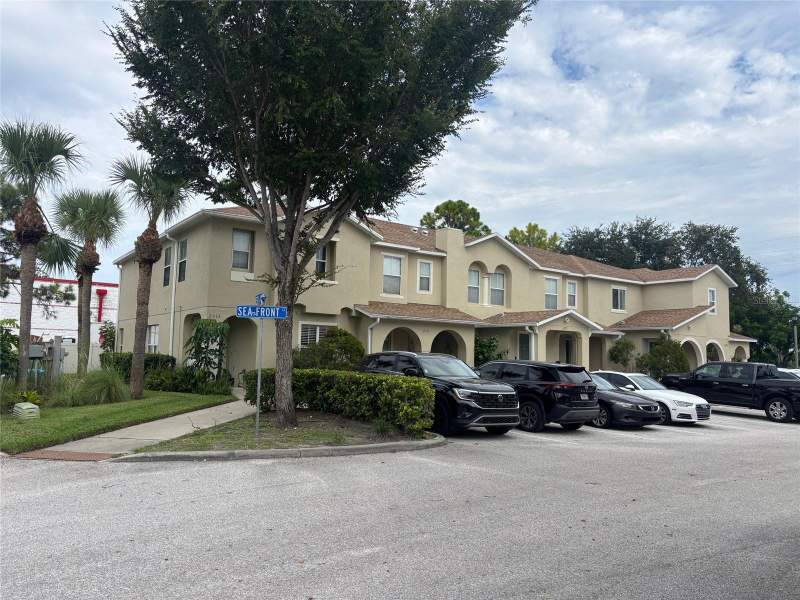 3 bedroom Townhouse at 2013 Sea Front Court, Townhome Manors Of, Clearwater — photo 2