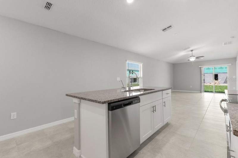 3 bedroom Single Family Residence at 7110 Amelia Cove Court, Cypress Mill Ph 3, Sun City Center — photo 5