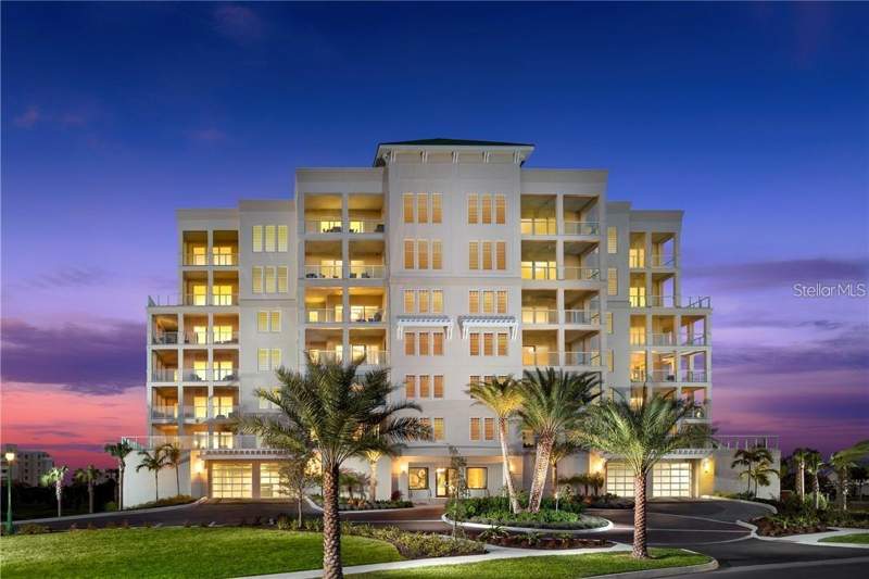 Residences At Belleview Place Condo