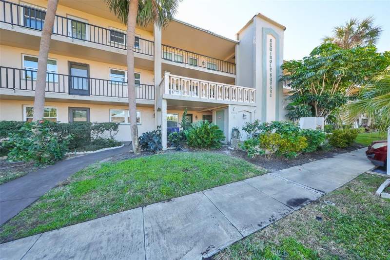 11700 PARK BOULEVARD #209 home for sale in Seminole Square Apartments
