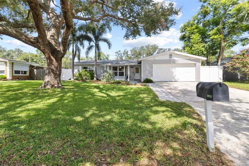 3 bedroom Single Family Residence at 11290 116th Street, Orange Blossom Ridge, Largo — photo 2