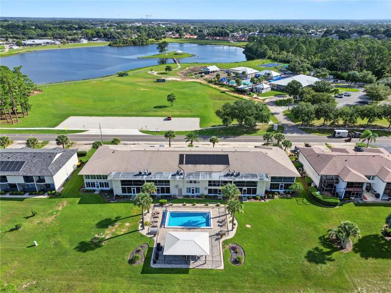 1 bedroom Condominium at 3621 Edgewater Drive #207, Fairway Villas II Condo, Sebring — photo 4