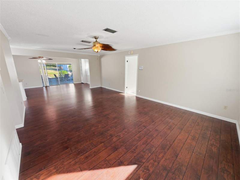3 bedroom Single Family Residence at 12421 Brookside Street, Spring Hill, Spring Hill — photo 5