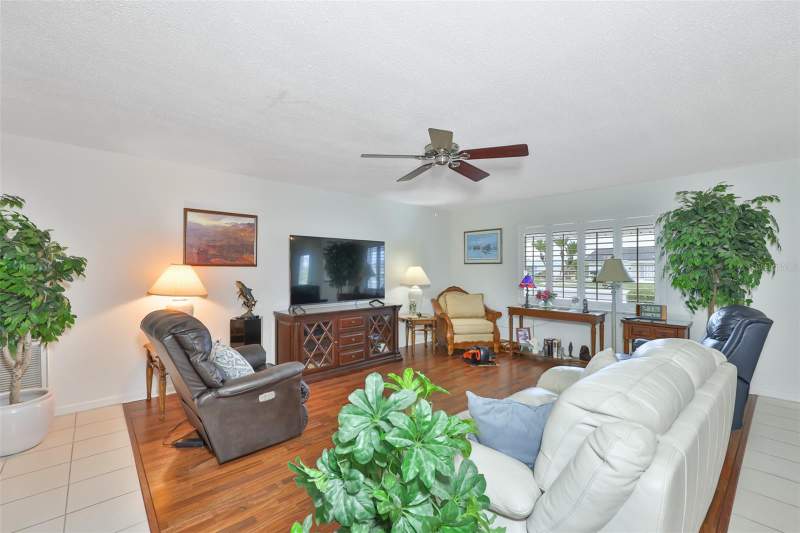 2 bedroom Single Family Residence at 684 Allegheny Drive, Del Webbs Sun City Florida Un, Sun City Center — photo 2