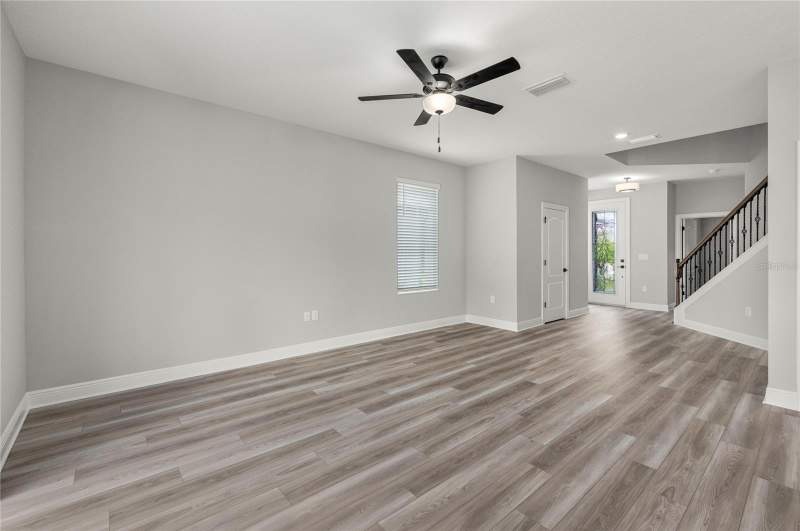 5 bedroom Single Family Residence at 7737 Somersworth Drive, Reunion Village Phase 4, Kissimmee — photo 3