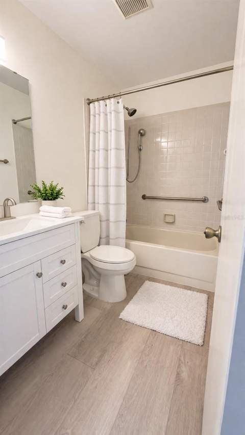 114 Spreading Oak Court, Sanford FL - photo 9 of 13