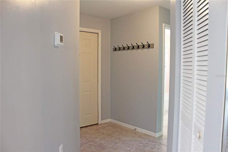 2 bedroom Single Family Residence at 6015 Seagull Lane, Sandpiper Golf & Country Club Ph 01, Lakeland — photo 3