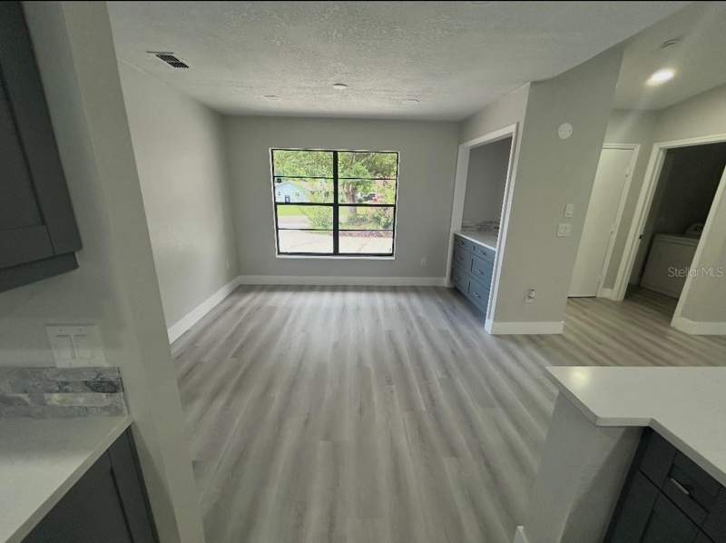 3 bedroom Single Family Residence at 11189 Linden Drive, Spring Hill Unit 8, Spring Hill — photo 3