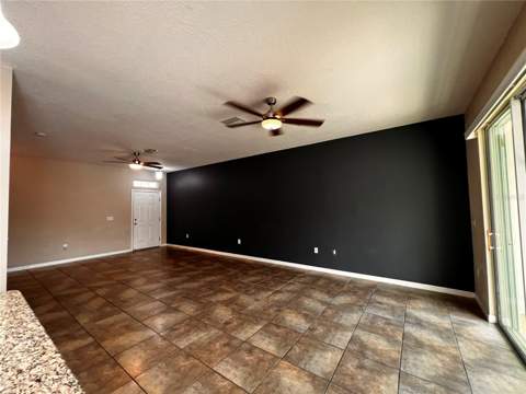 8613 Andalucia Field Drive, Tampa FL - photo 7 of 22