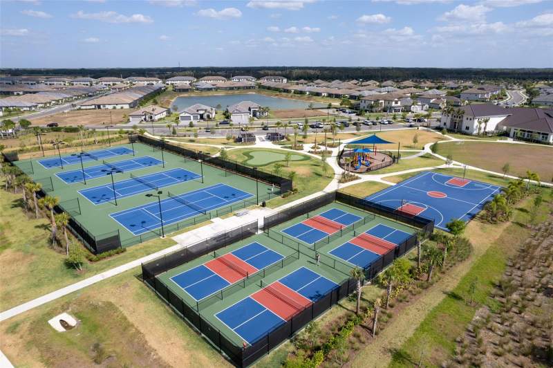3 bedroom Townhouse at 14275 Pine Lodge Lane, Timber Crk Ph 4, Fort Myers — photo 3