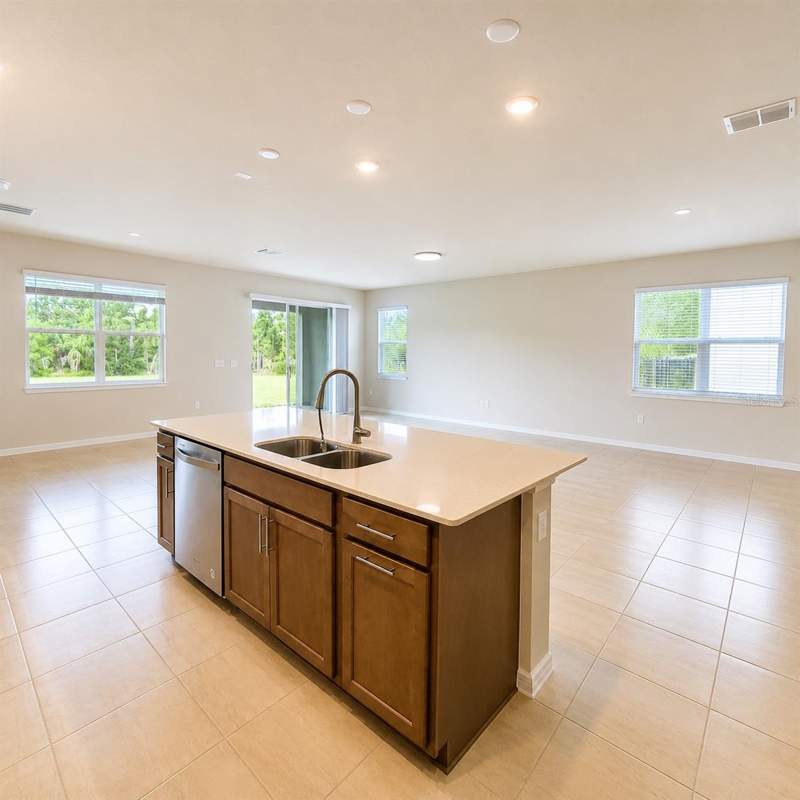 4 bedroom Single Family Residence at 17391 Saw Palmetto Avenue, Serenoa Lakes Phase 2, Clermont — photo 5