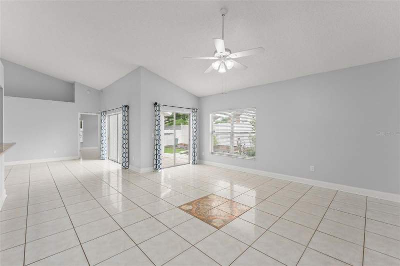 5 bedroom Single Family Residence at 632 Herons Nest Court, Heron Cove, Orlando — photo 4