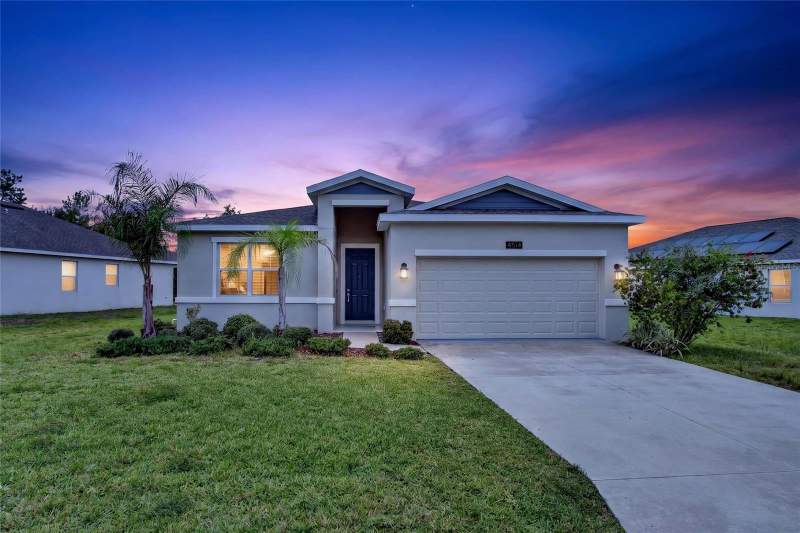 4514 TAHOE CIRCLE home for sale in Sawgrass Bay