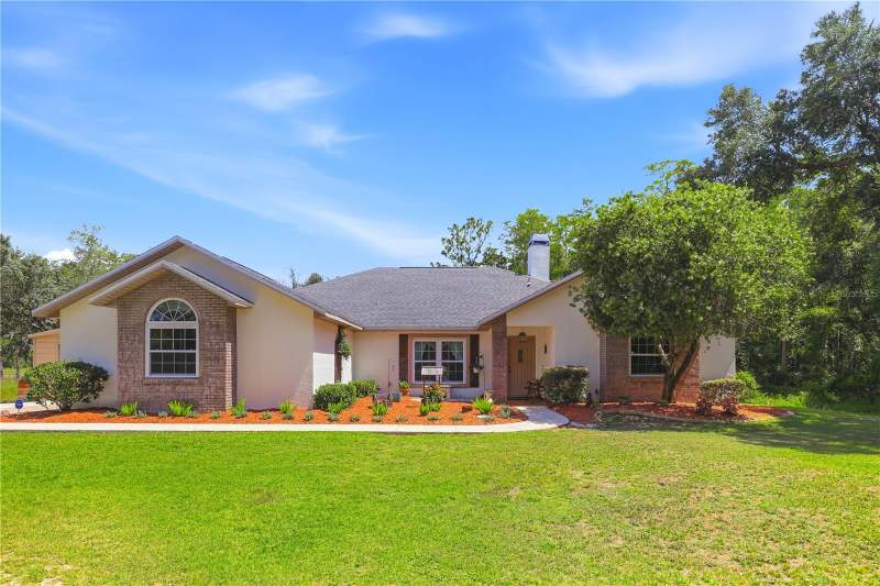 19113 QUINLAN ST home for sale in Rocket City