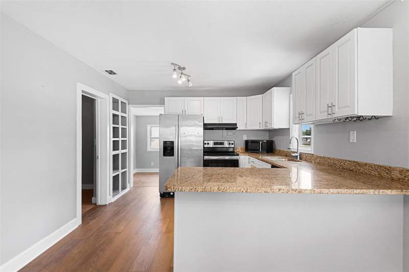 3 bedroom Single Family Residence at 39014 Kirkland Drive, Zephyrhills Colony Co, Zephyrhills — photo 5