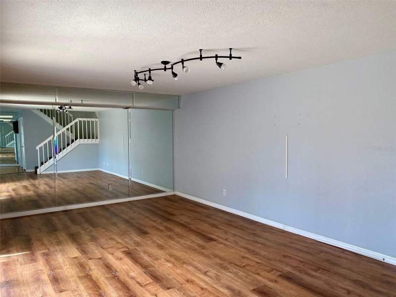 2 bedroom Single Family Residence at 2942 Poplar Avenue, Leesburg Royal Oak Estates Sub, Leesburg — photo 4
