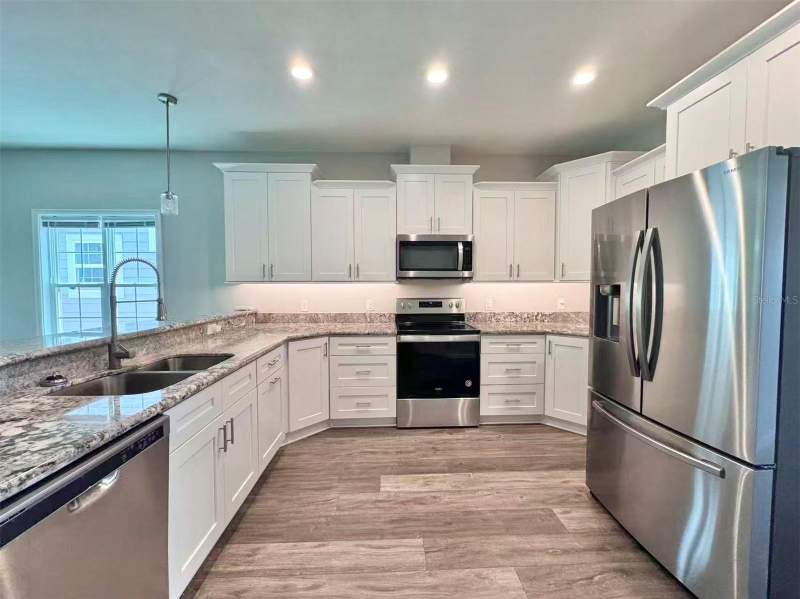 3 bedroom Single Family Residence at 1621 NW 121st Way, South Pointe Ph 1 Unit 5-A, Gainesville — photo 5