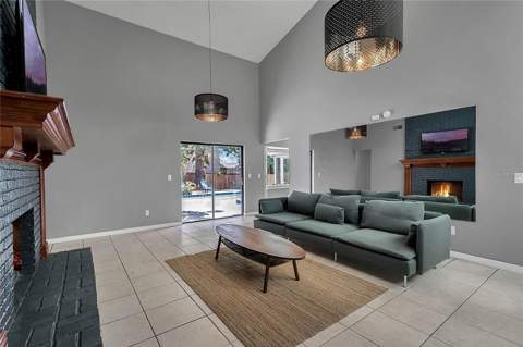 5607 Spring Run Avenue, Orlando FL - photo 6 of 21