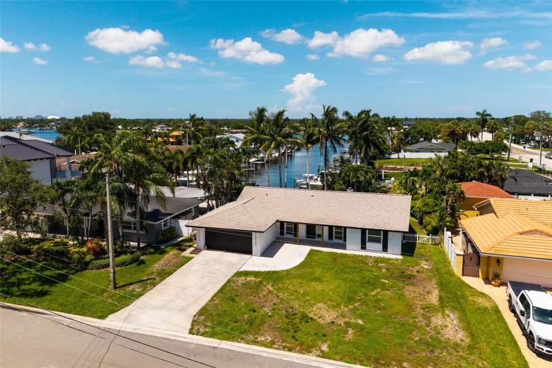3 bedroom Single Family Residence at 3960 13th Way, Patrician Point, St Petersburg — photo 5
