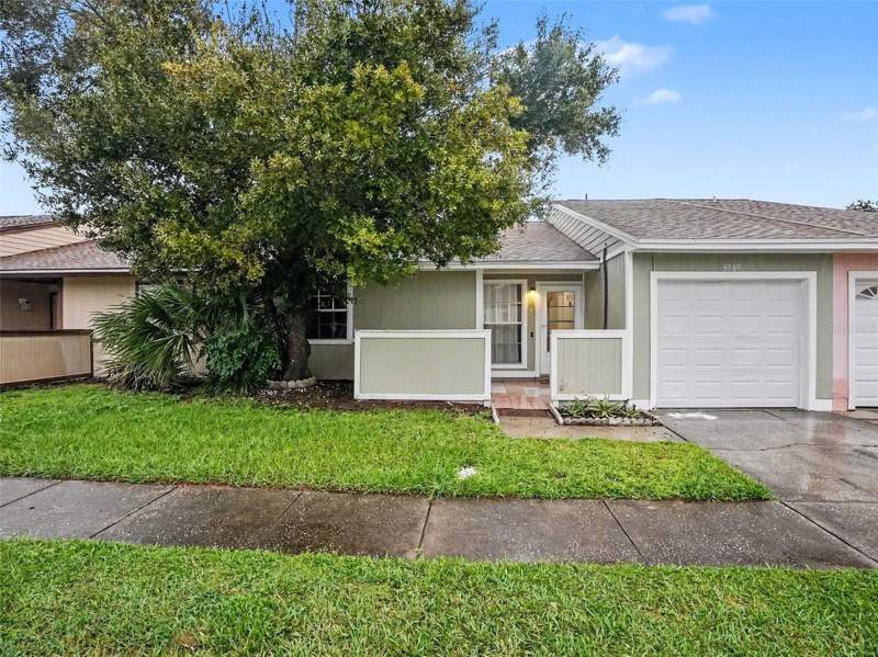3 bedroom Townhouse at 5989 Talavera Street, Villas Costa Del Sol, Orlando — photo 2