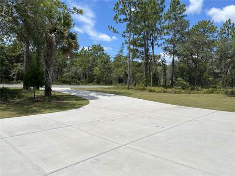 10361 Thrasher Avenue, Weeki Wachee FL - photo 8 of 40