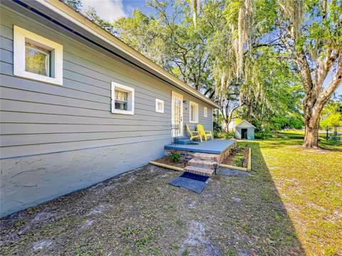 1338 Saint Nicholas Avenue, Christmas FL - photo 7 of 47