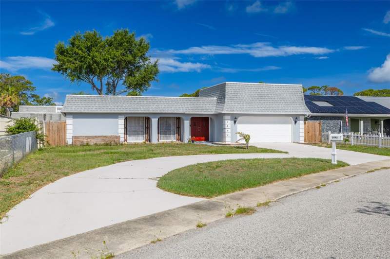 3 bedroom Single Family Residence at 3543 Rockaway Drive, Beacon Square, Holiday — photo 4