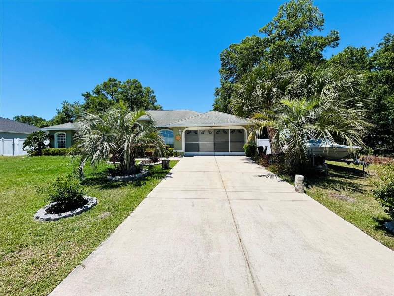 3 bedroom Single Family Residence at 13620 SW 48th Court, Marion Oaks Un 01, Ocala — photo 2