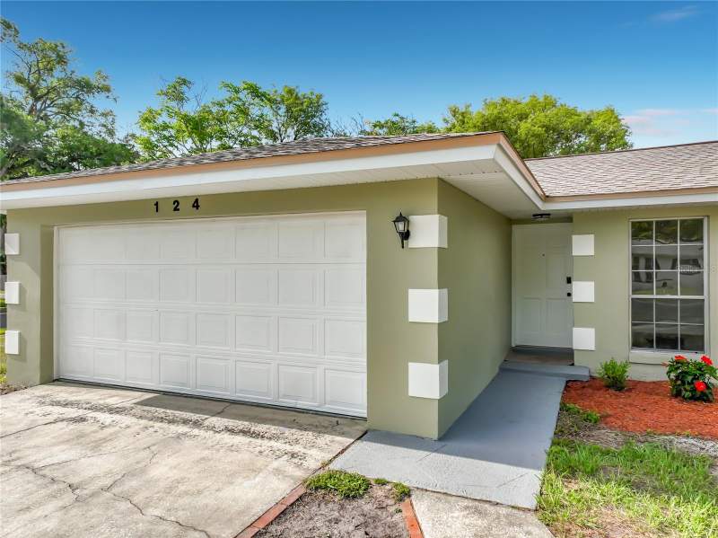 4 bedroom Single Family Residence at 124 Hollyhock Drive, Aldean Gardens, Altamonte Springs — photo 3