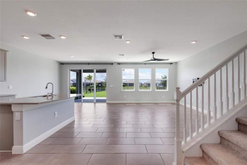 4 bedroom Single Family Residence at 17828 Gulf Ranch Place, Star Farms Ph I-Iv, Lakewood Ranch — photo 4