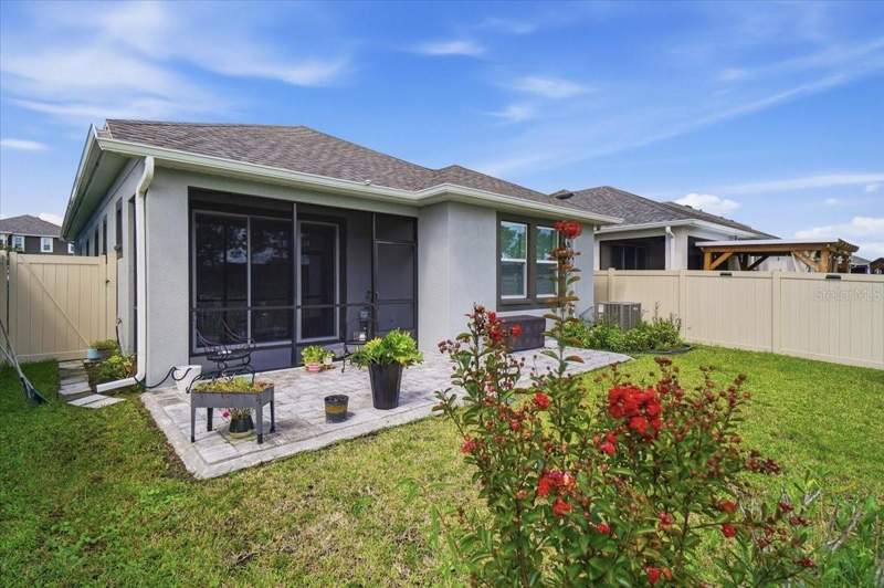 3 bedroom Single Family Residence at 6561 Great Bear Drive, Villages/Bridgewater-Vlg 14, Lakeland — photo 4