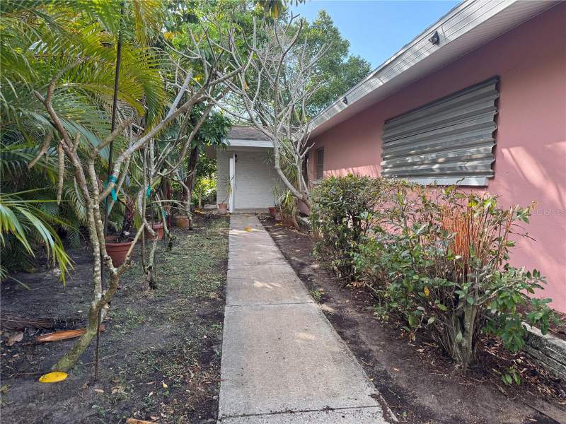 3 bedroom Single Family Residence at 1546 Belleair Road, Clearwater, Clearwater — photo 3